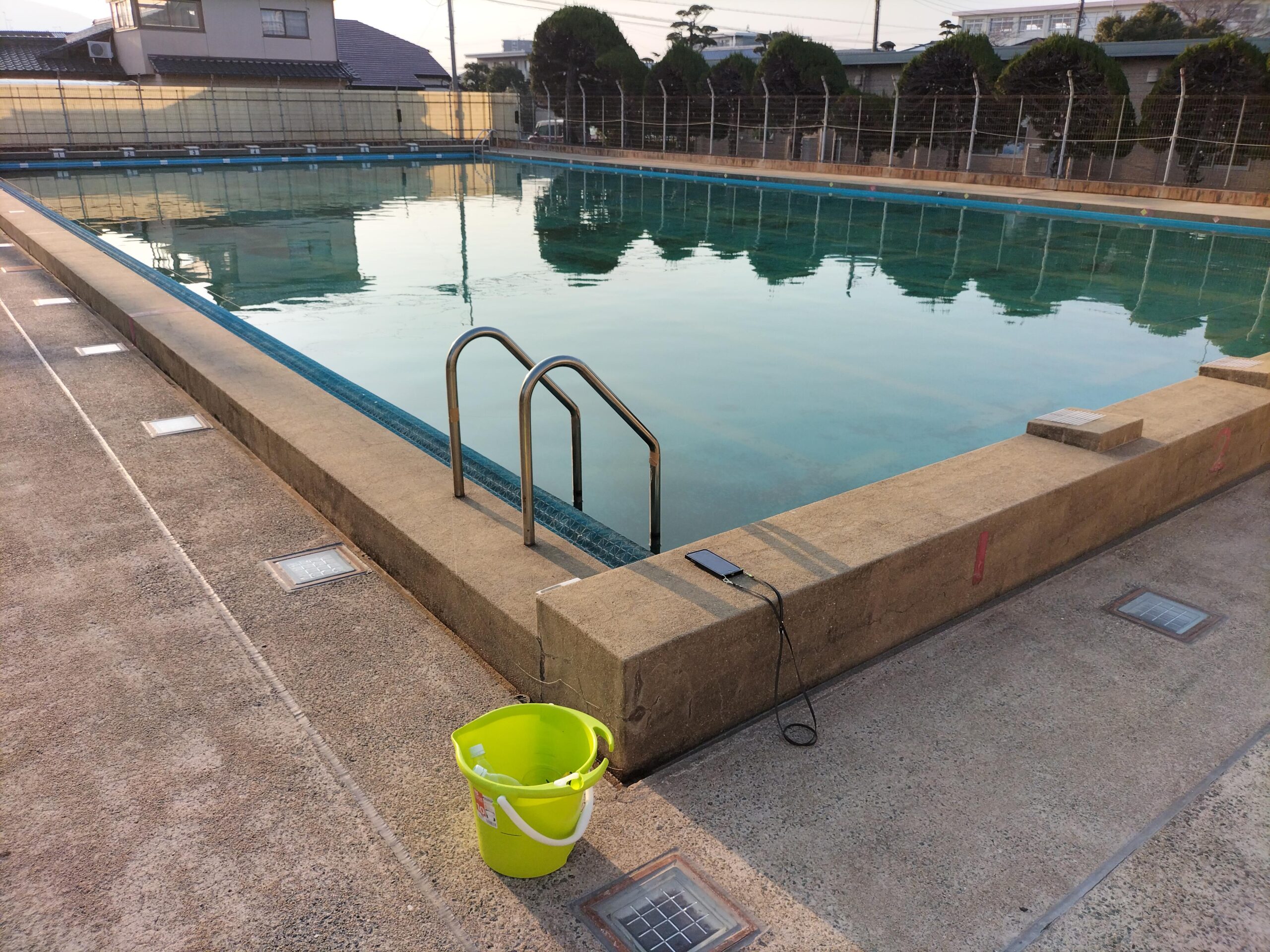 プール全体の写真